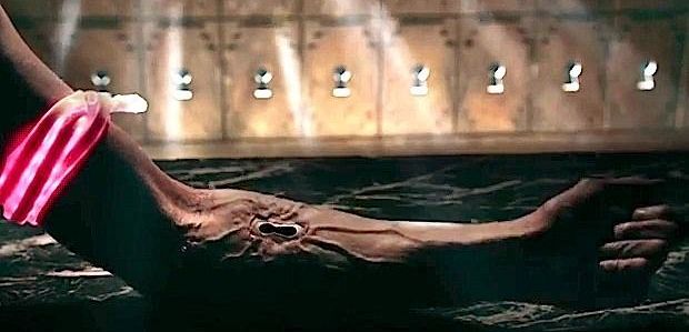 Nowa zapowiedź „American Horror Story: Hotel” wpakuje się w twoje żyły