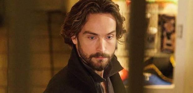 Pierwsze spojrzenie na „Sleepy Hollow”: Ichabod idzie do więzienia w premierze 3 sezonu…?!