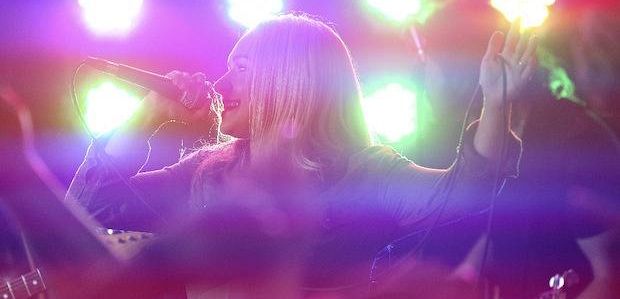 Zdjęcia z 4 sezonu „Nashville”: Juliette imprezuje, ale co zamierza z tym zrobić Avery?