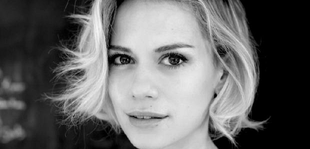 Bethany Joy Lenz i inni dołączyli do odcinka pilotowego TNT 