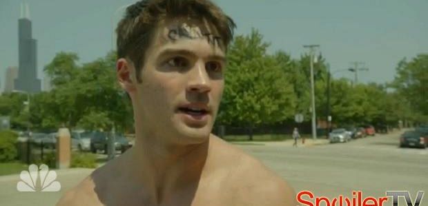 Steven R. McQueen ma swój strażacki debiut w „Chicago Fire” — zobacz klip