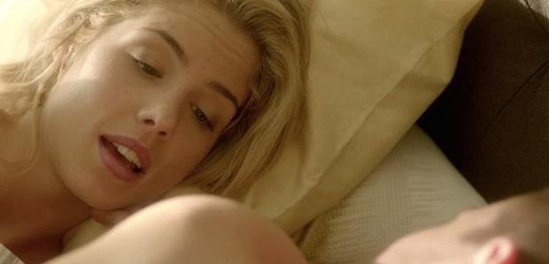 Klip z 4 sezonu „Arrow”: Co jest w głowie Felicity?