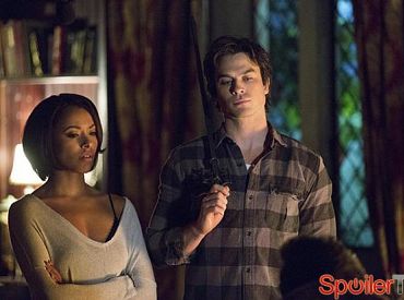 Spoiler Dnia: Nie spodziewaj się spiknięcia Damona i Bonnie w najbliższym czasie w „Pamiętnikach wampirów
