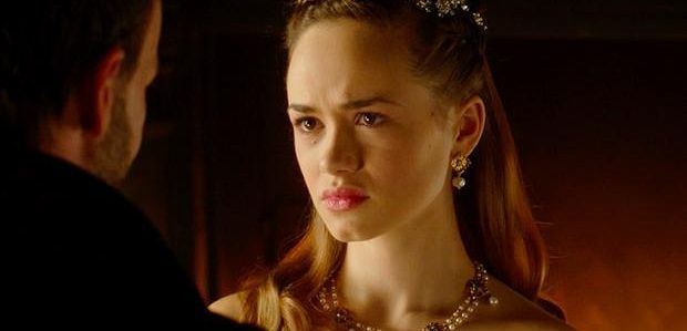 Klip z „Reign”: Spiknięcie Claude i Basha wreszcie poruszone w usuniętej scenie z 2 sezonu