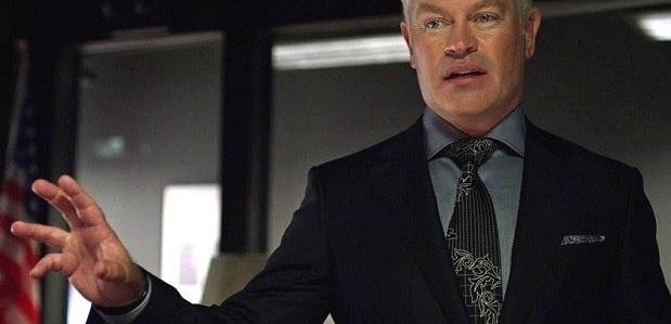 Klip z premiery 4 sezonu „Arrow”: Damien Darhk przedstawia swój zły plan co do Star City