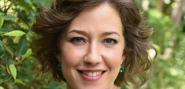Carrie Coon z „Pozostawionych” zapowiada „śmiałą” przemianę w 2 sezonie, porównuje Kevina i Norę do „Rossa i Rachel