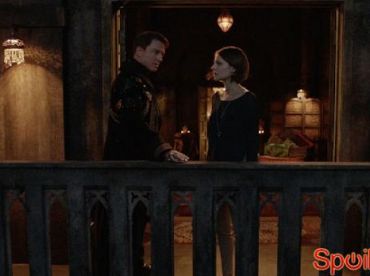 Klip z 4 sezonu „Arrow” oferuje najgorszą ojcowską radę w historii