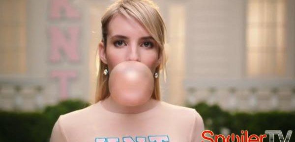 Emma Robers przeprasza swoje koleżanki z „Scream Queens”, kiedy Chanel Oberlin robi się szczególnie wredna