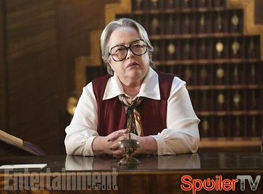 Kathy Bates o Lady Gadze w „American Horror Story