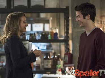 Shantel VanSanten z „The Flash” mówi o szybkim iskrzeniu Patty z Barrym