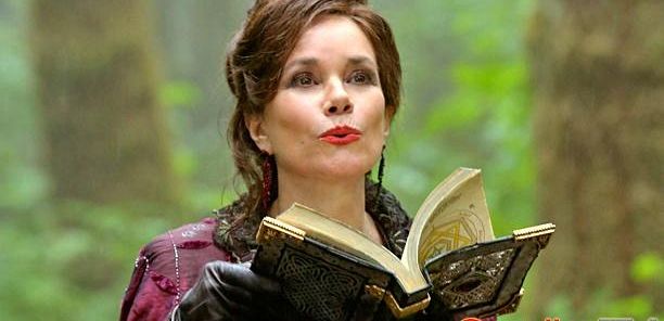 Barbara Hershey powróci w 100 odcinku 