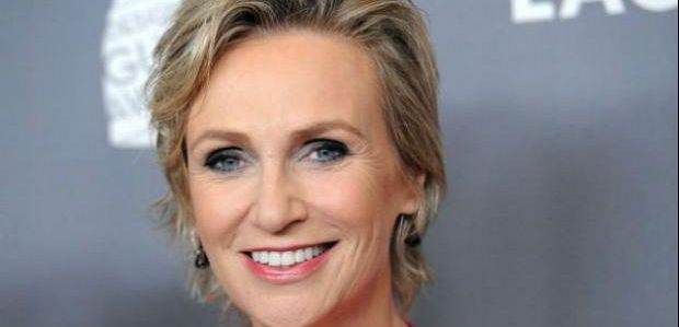 Jane Lynch poprowadzi galę rozdania nagród „People’s Choice Awards” w 2016 roku