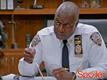 Klip z 3 sezonu „Brooklyn Nine-Nine”: Holt i Rosa ćwiczą idealne zerwanie