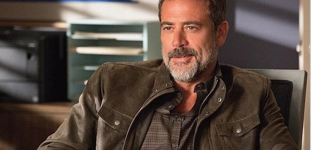 Jeffrey Dean Morgan dołącza do „Żywych trupów” jako… Negan!