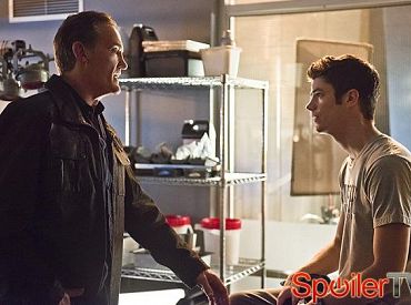 Pierwsze spojrzenie na 2 sezon „The Flash”: Henry Allen powraca!