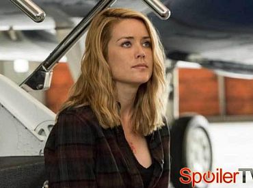 Megan Boone jest w ciąży — ale co z Elizabeth w „Czarnej liście”?