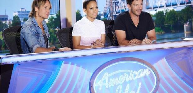 Wszyscy dawni jurorzy powrócą w finałowym sezonie „American Idol