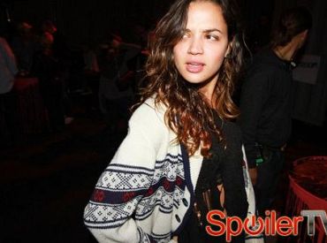 Georgie Flores dołączyła do Famous in Love