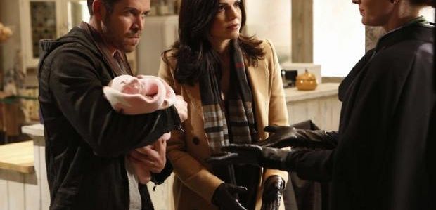 Zdjęcia z 5 sezonu „Dawno, dawno temu”: Mroczny Hak kontra Rumple, Zelena chce swojego dziecka