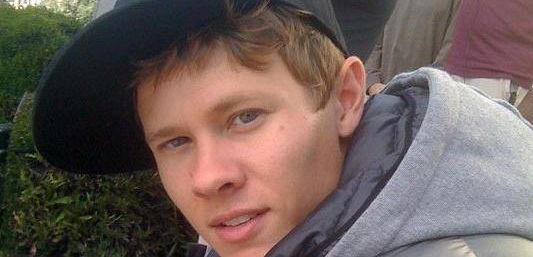 Guy Wilson pojawi się gościnnie w 2 sezonie 