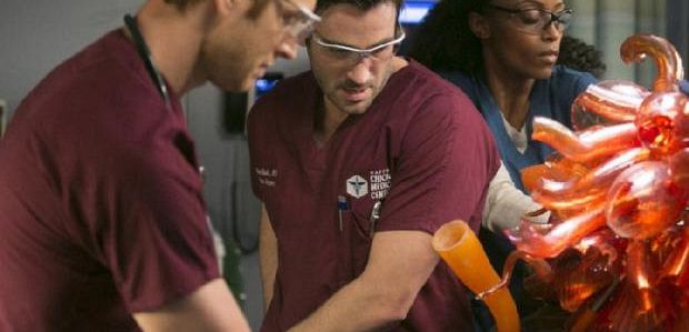 Pierwsze spojrzenie: Severide zmierza do „Chicago Med” z niemiłą niespodzianką dla dr Rhodesa