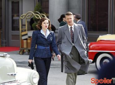 Spoiler Dnia: Nowy szef Peggy to nadal palant w „Agentce Carter