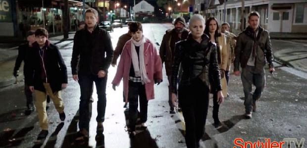 Klip z zimowego finału 5 sezonu „Dawno, dawno temu”: Storybrooke poluje na Haka