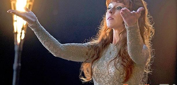 Ruth Connel zapowiada Rowenę jako „fankę” Lucyfera w „Nie z tego świata