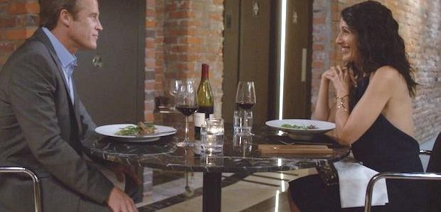 Klip z 2 sezonu „Girlfirends’ Guide to Divorce”: Randka Abby z Markiem Valleyem to płaczliwa porażka