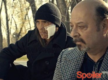 Post Mortem: Szef „Fargo” mówi o tożsamości Hanzeego z 1 sezonu, broni wykorzystania UFO i zawęża umiejscowienie 3 sezonu