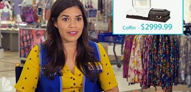 America Ferrera i jej koledzy z „Superstore” próbują odgadnąć cenę pasty do zębów, soku i trumny