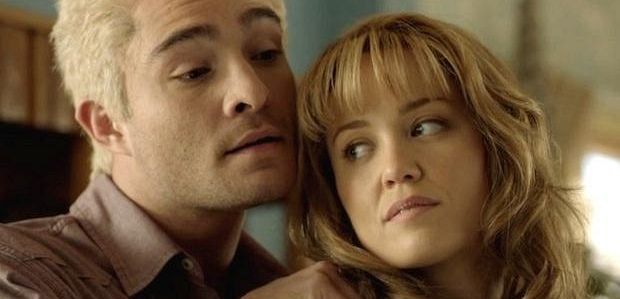Ostatnie odcinki anulowanego dramatu ABC „Wicked City” są dostępne w sieci