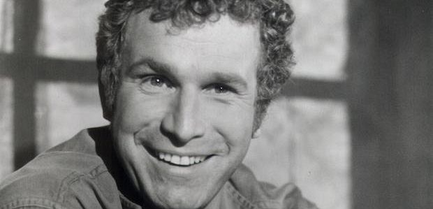Wayne Rogers, który grał Trappera Johna w „M*A*S*H”, nie żyje