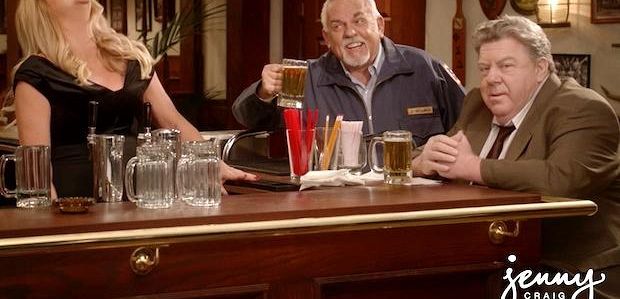 Kirstie Alley, George Wendt i John Ratzenberger ze „Zdrówka” wracają w nowej reklamie