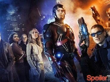 Jak podróżujące w czasie „Legends of Tomorrow” będzie przeplatać się z „Arrow” i „Flash?