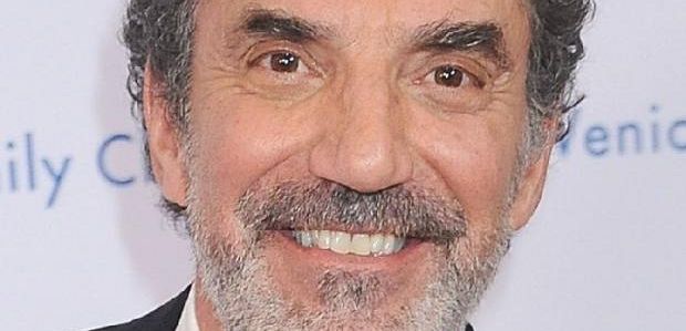 Szef „Teorii wielkiego podrywu” Chuck Lorre sprzedaje komedię o sklepie z trawką