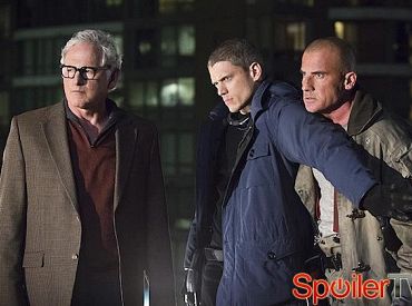 Bohaterowie z „Arrow” i „Flash” nie martwią się o Sarę, Firestorma i innych z „Legends