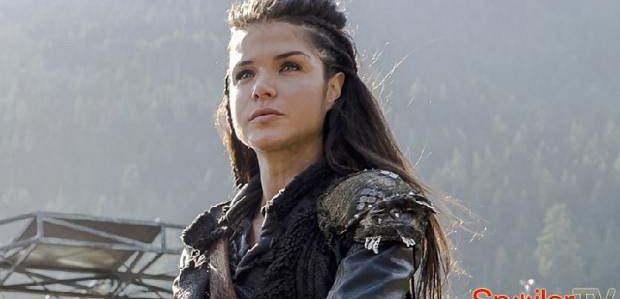 Klip z premiery 3 sezonu „The 100”: Octavia i Lincoln zmagają się z tym, gdzie należą