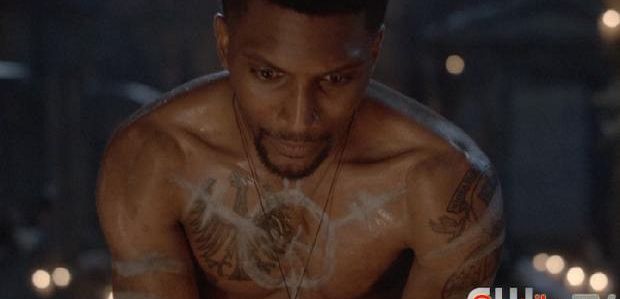 Klip z zimowej premiery 3 sezonu „The Originals”: Nieskończone sprawy z Finnem?