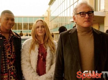 Klip z „Legends of Tomorrow”: Sara „iskrzy” z profesorem Steinem, tylko młodszym