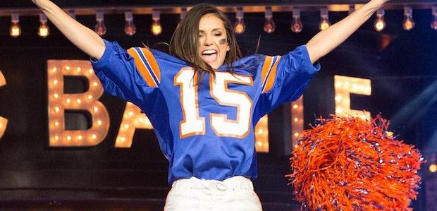 Nina Dobrev z „Pamiętników wampirów” daje czasu w „Lip Sync Battle”