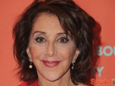 Andrea Martin i Kimrie Lewis-Davis dołączyli do odcinka pilotowego komedii NBC od Tiny Fey