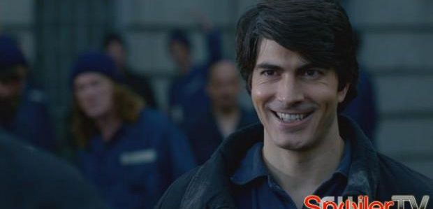 Klip z „Legends of Tomorrow”: Ray Palmer walczy w więzieniu o życie