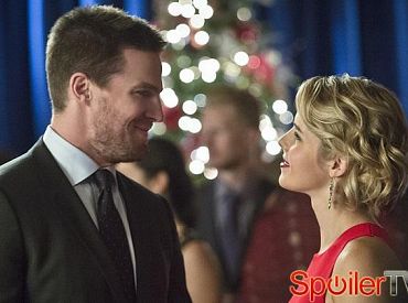 Pierwsze spojrzenie na 4 sezon „Arrow”: Czy Oliver i Felicity wezmą ślub?