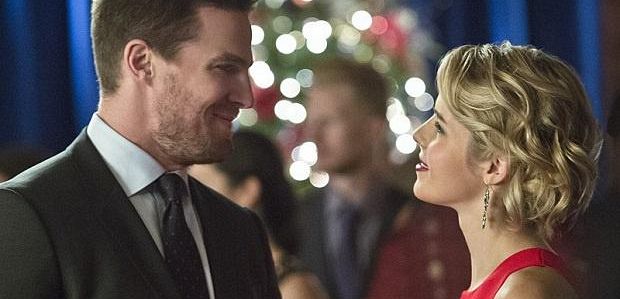 Pierwsze spojrzenie na 4 sezon „Arrow”: Czy Oliver i Felicity wezmą ślub?