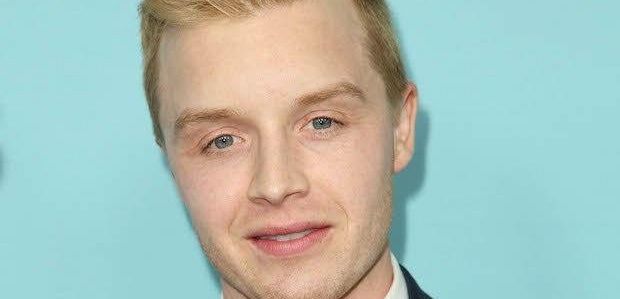 Mickey Milkovich dołączył do odcinka pilotowego „Miranda’s Rights”