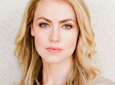 Amanda Schull pojawi się w 3 sezonie „Murder in the First”