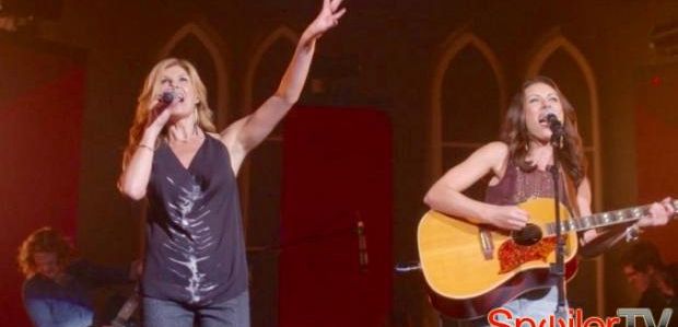 Connie Britton nadal czeka na informacje o 5 sezonie 