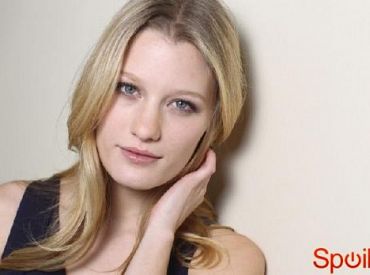 Ashley Hinshaw dołączyła do Start Up
