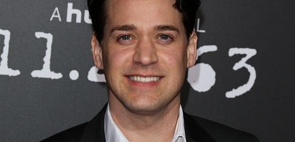 T.R. Knight zagra w odcinku pilotowym dramatu Meaghan Oppenheimer